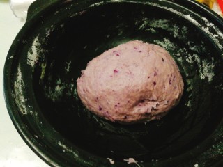 18、双色华夫饼,盖上盖子，发酵