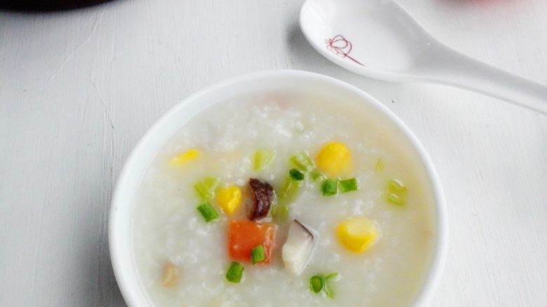 玉米胡萝卜香菇粥