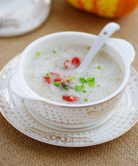 枸杞鸡胗双麦粥