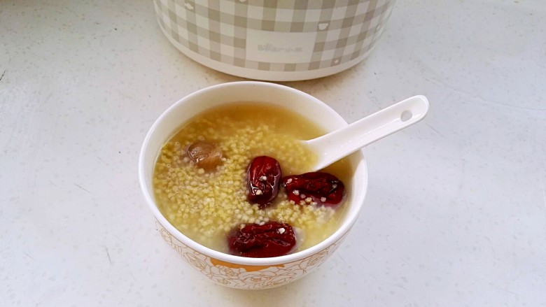 红枣小米粥