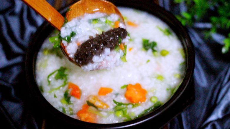 剩米饭也有春天-海鲜杂蔬粥