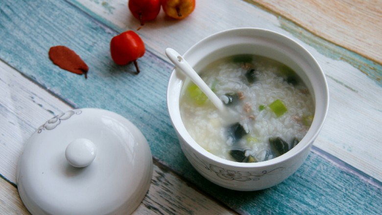 幸福早餐皮蛋粥