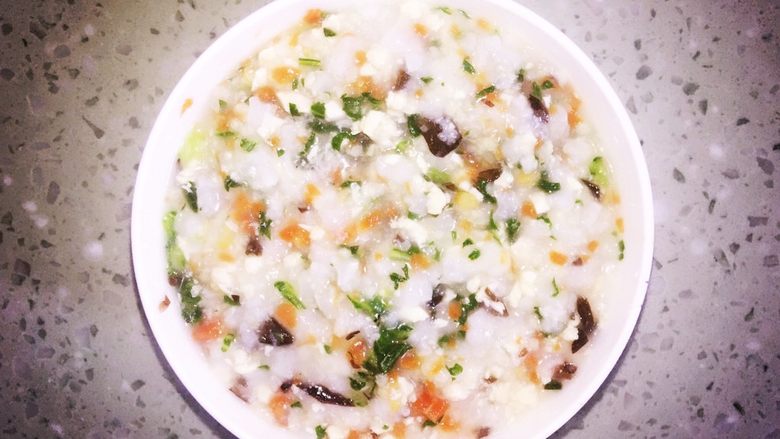 鸡肉胡萝卜蔬菜粥  宝宝辅食10M+