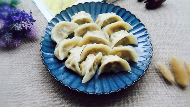 芹菜玉米猪肉馅饺子