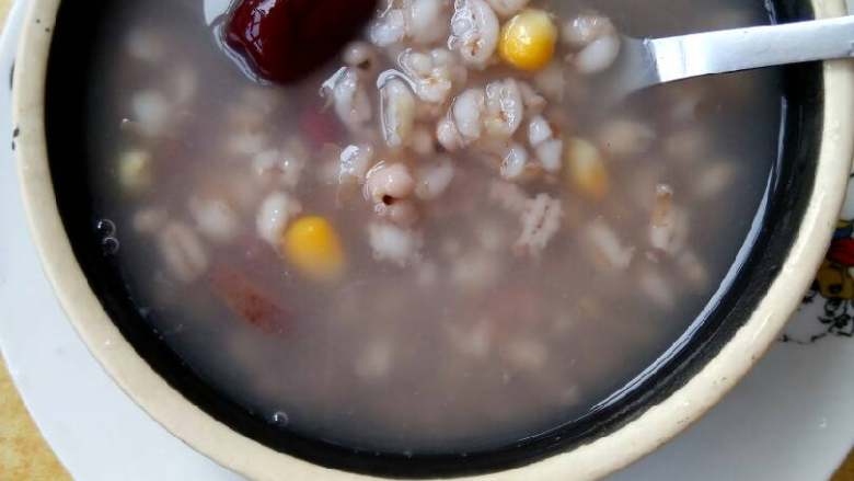 红豆，薏米，玉米粒，大麦，红枣，山楂，解暑汤