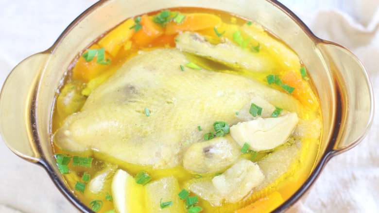 竹荪鸡汤  鸡高汤