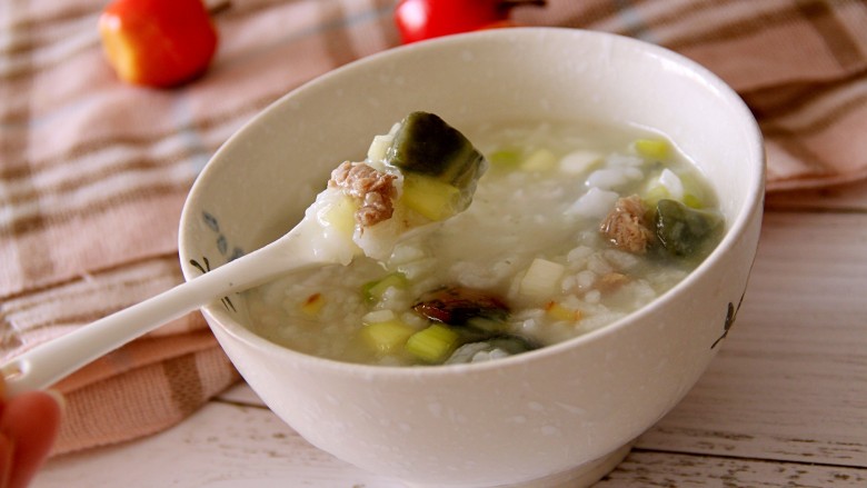 幸福早餐-皮蛋瘦肉粥