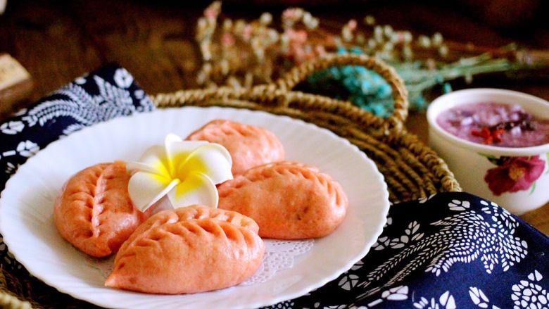 韭菜海虹发面包紫薯二米粥