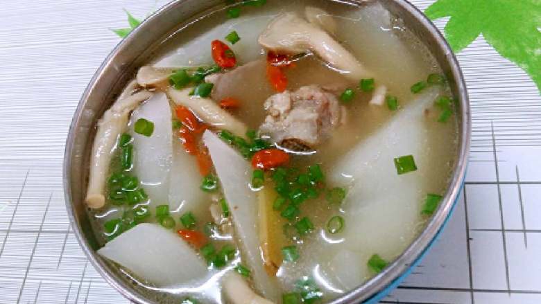 萝卜骨头汤+夏天的味道