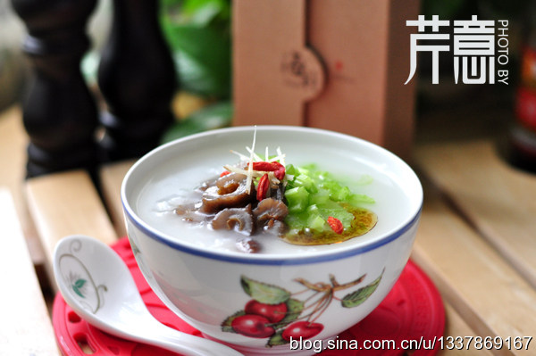 芹菜海参粥