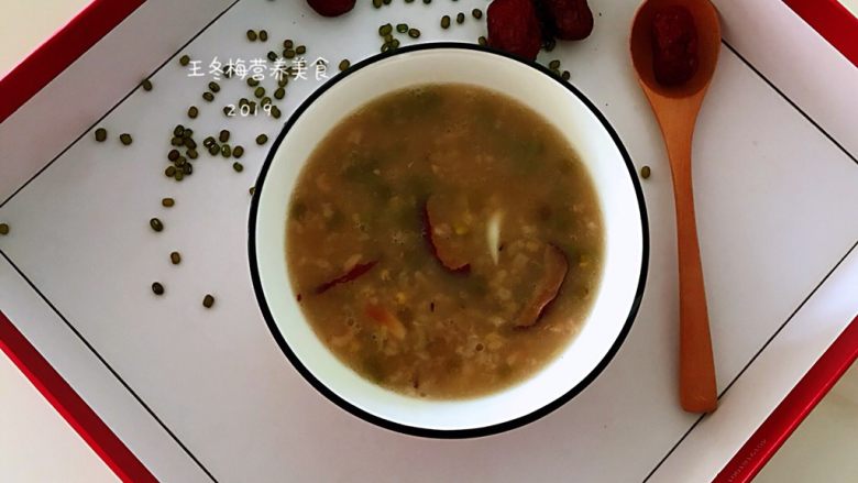 百合绿豆粥，伴你安然入睡