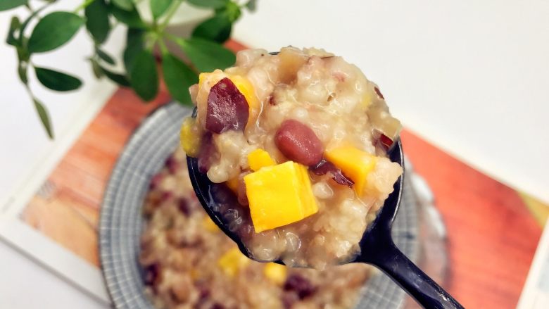 宝宝辅食：二米杂粮粥-12M+