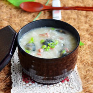 咸肉皮蛋粥
