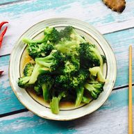 蒜蓉蚝油西兰花