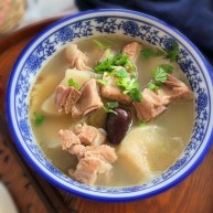 辣萝卜排骨汤