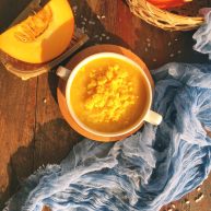 宝宝辅食8M：南瓜蛋黄十倍粥