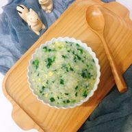 菠菜蛋黄粥