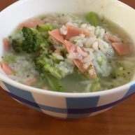 西兰花火腿营养粥