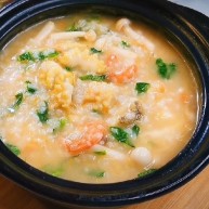 鲍鱼海鲜粥