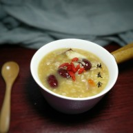 荔枝红枣山药枸杞粥