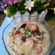 香菇皮蛋虾仁粥健康美颜餐