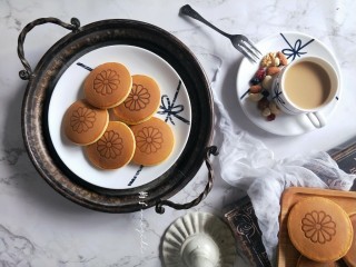 23、铜锣烧（印花版),可以做早餐，也可以当下午茶甜点。超高颜值，又很好吃。