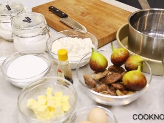 1、太妃糖酱无花果蛋糕,食材准备