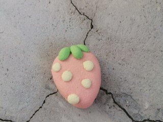 16、卡通凤梨酥,草莓