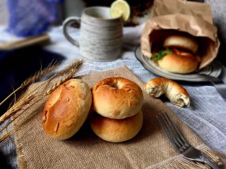 15、杏仁片贝果,成品图