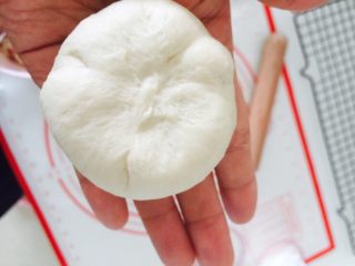 15、黑椒土豆小面包,包好，封好口子