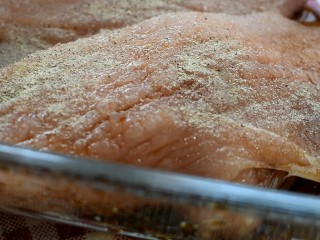 6、香酥鸡排,还有白胡椒粉