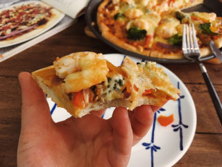 18、大虾披萨,料很足哦。