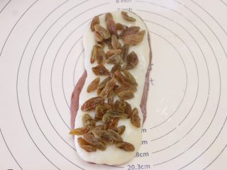 26、甜心可可麻薯馒头,根据喜好铺上葡萄干