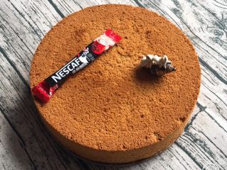 18、10寸咖啡戚风蛋糕,这次用的咖啡就是这种速溶咖啡。