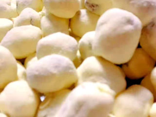 5、奶枣,开始享用吧！一颗颗的小奶枣完工了！