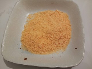 7、#咸味#盐酥鸡米花,面包糠20克，可以根据实际情况来放