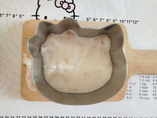 20、抹茶荔枝慕斯蛋糕,依次类推，一片蛋糕片，一层慕斯糊！（蛋糕片我用了4片，慕斯糊是四层）