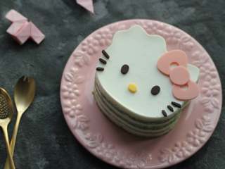 25、抹茶荔枝慕斯蛋糕,成品