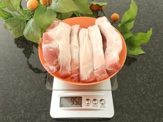 3、上海炸猪排,950g的大排，6人份的，