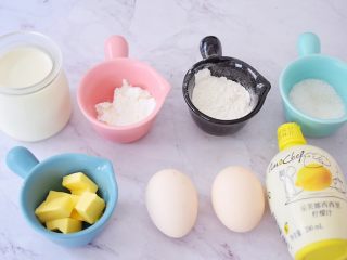 1、酸奶蛋糕（黄油版）,准备好材料