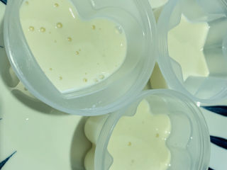 10、山药鸡蛋糕,倒入模中