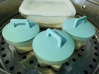 12、山药鸡蛋糕,大火，冷水上锅蒸20分钟