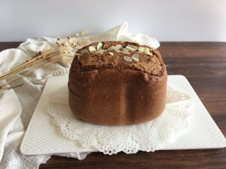 24、面包机版黑钻吐司,成品图。