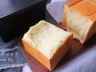 20、全蛋吐司-黑金刚吐司,内部组织图