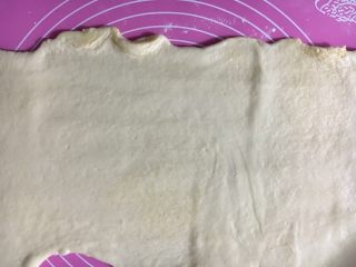 23、手撕椰蓉吐司,继续擀开成长方形