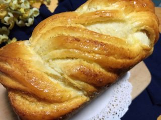 40、手撕椰蓉吐司,喷香诱人啊，冷却至余温时密封保存