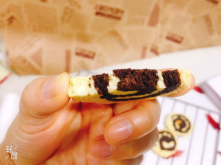 19、巧克力螺旋饼干,凉后开吃了