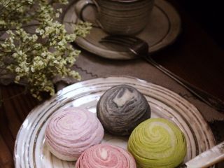 18、4色蛋黄酥,4个颜色4个味道,各取所爱!