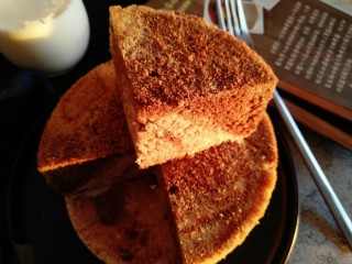 21、可可戚风蛋糕,成品