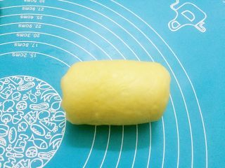 11、原味吐司,由下往上卷起